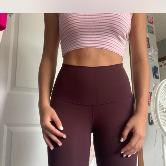 Like-New Lululemon high waisted ombré leggings - Picture 7 of 8